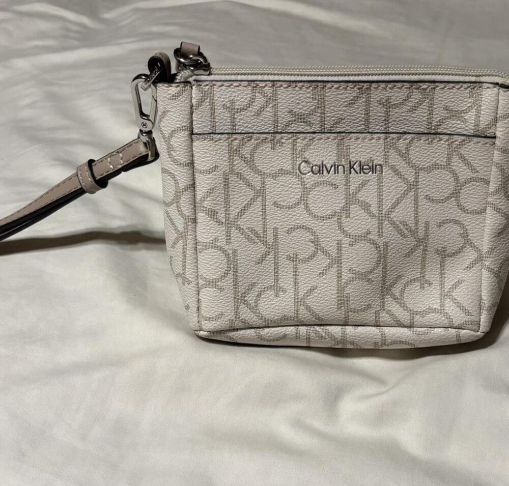 Calvin Klein Monogram Wristlet Pouch Cream Beige Zip Top Mini Bag Wallet Purse￼